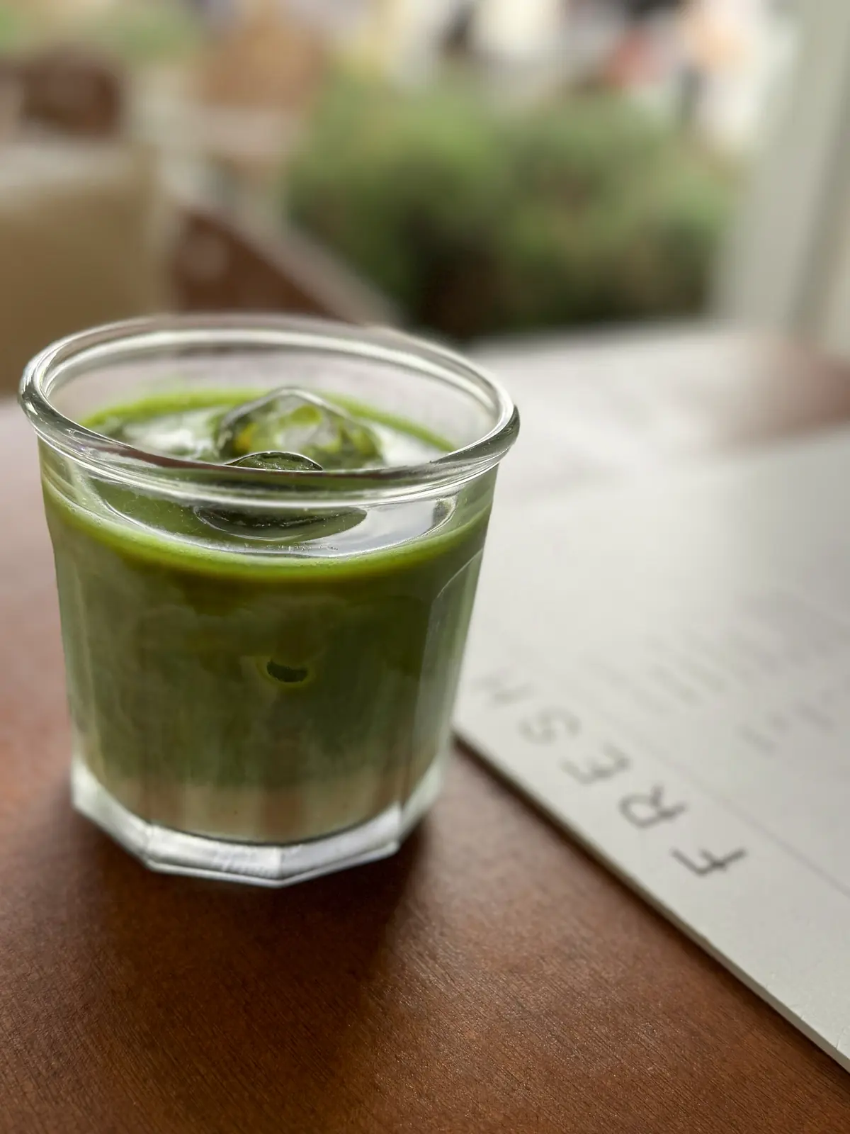 Iced matcha con leche de avena en Fresh Ibiza
